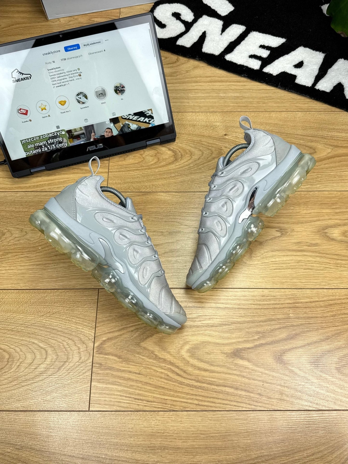 Nike Air Vapormax Plus (42)