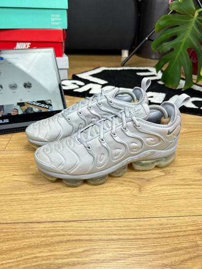 Nike Air Vapormax Plus (42)