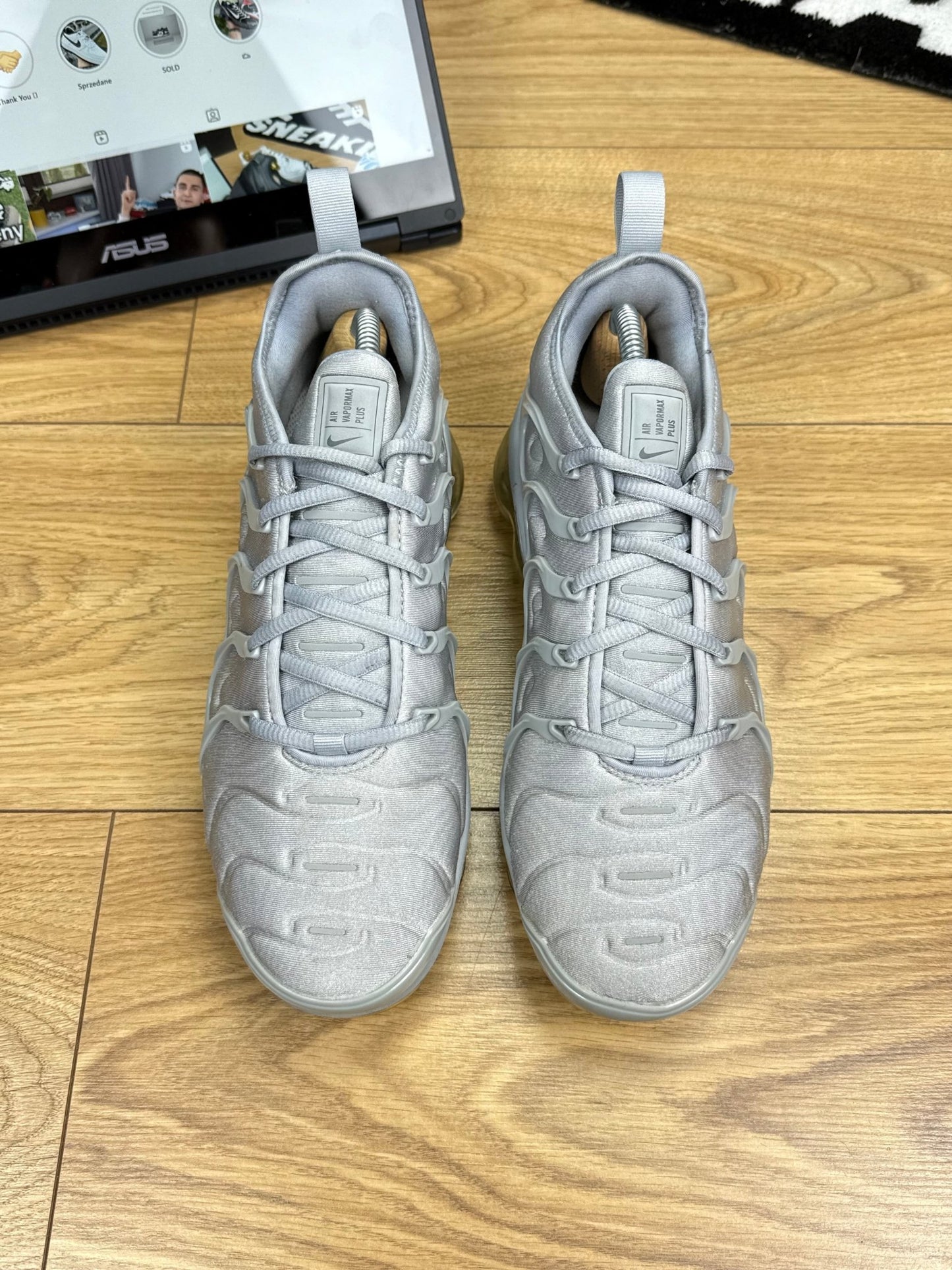 Nike Air Vapormax Plus (42)