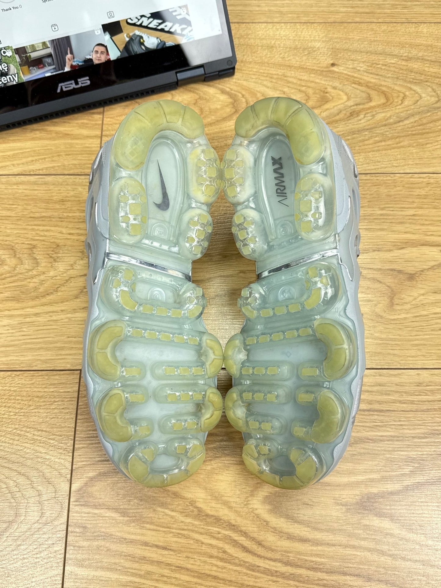 Nike Air Vapormax Plus (42)
