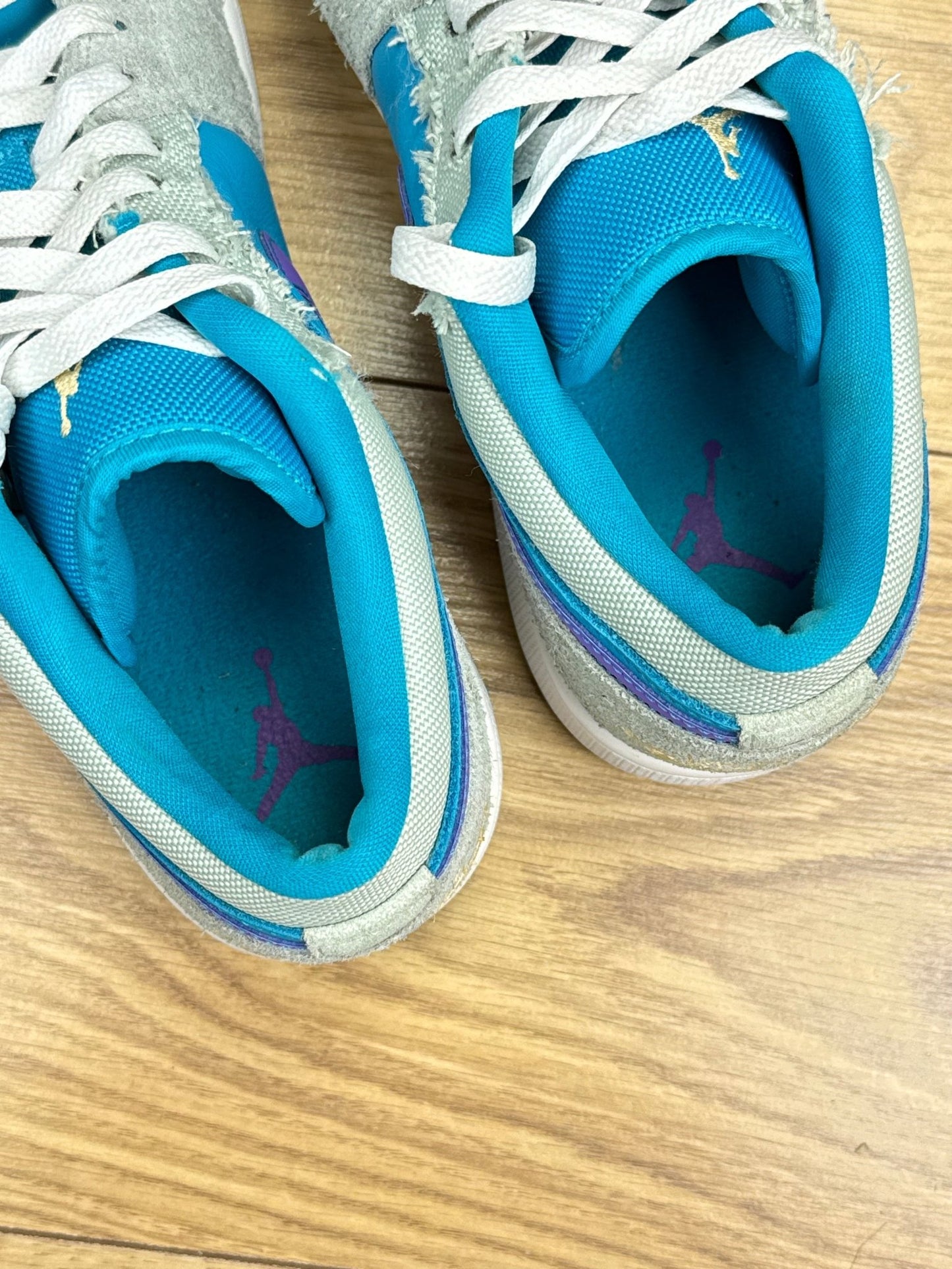 Nike Air Jordan 1 Low (42.5)