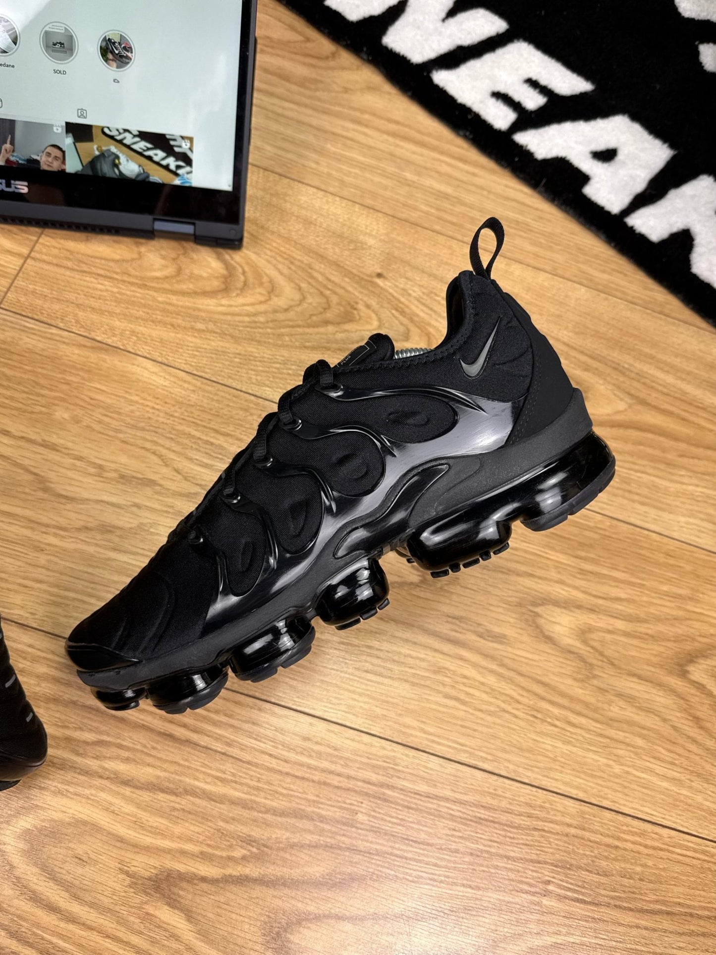 Nike Air Vapormax Plus (45.5)
