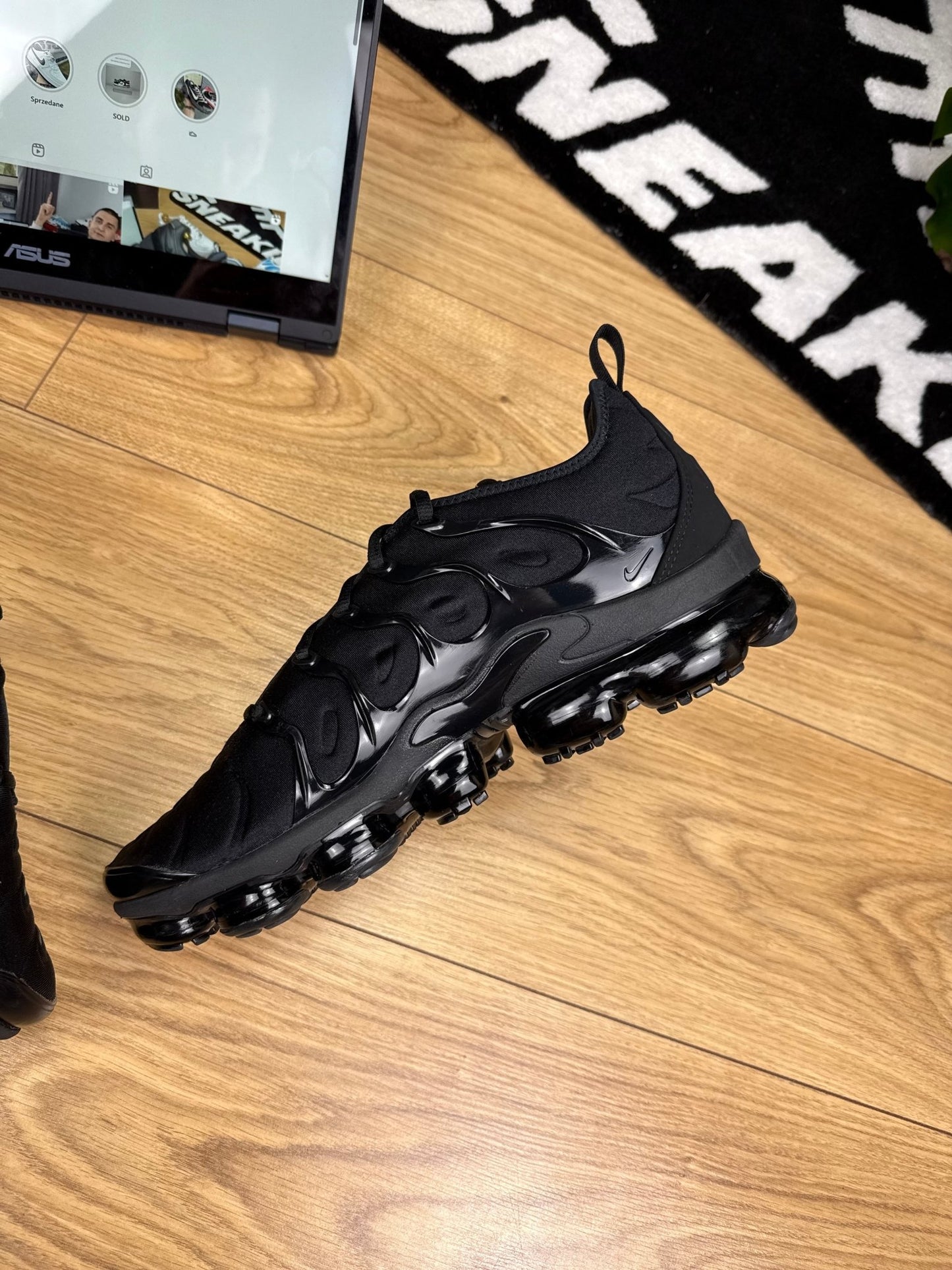 Nike Air Vapormax Plus (45.5)