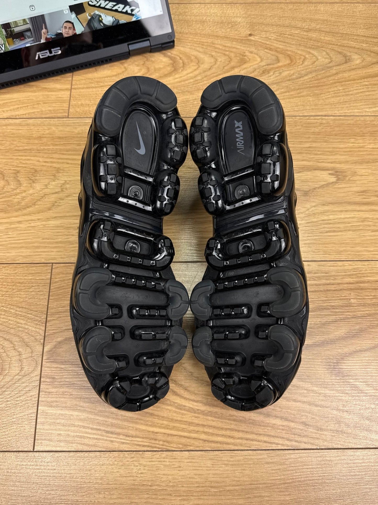 Nike Air Vapormax Plus (45.5)