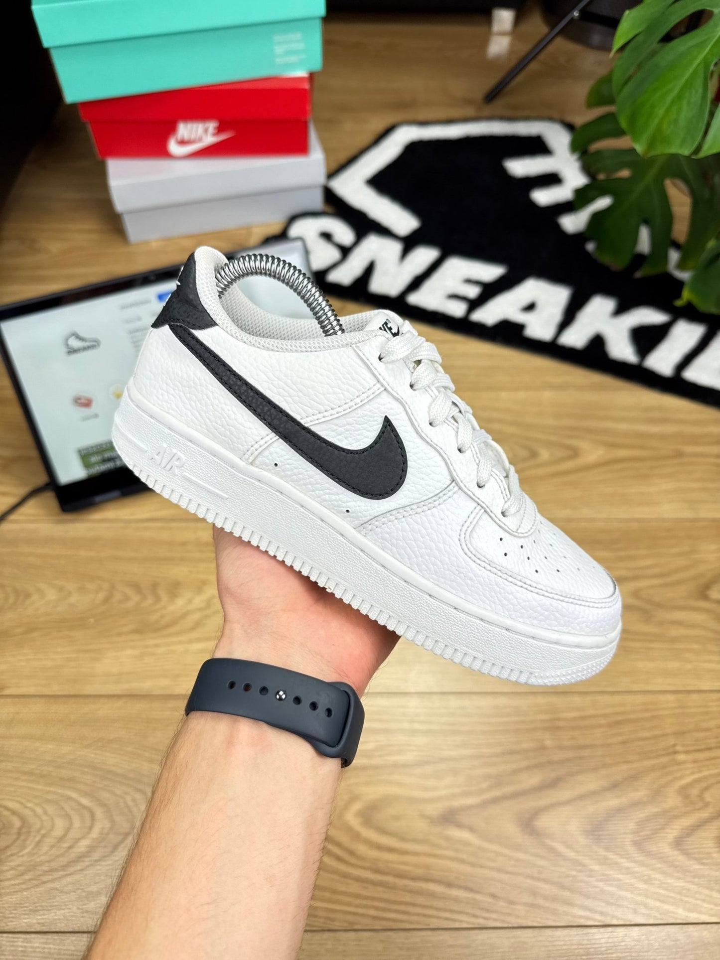 Nike Air Force 1 Low (36.5)