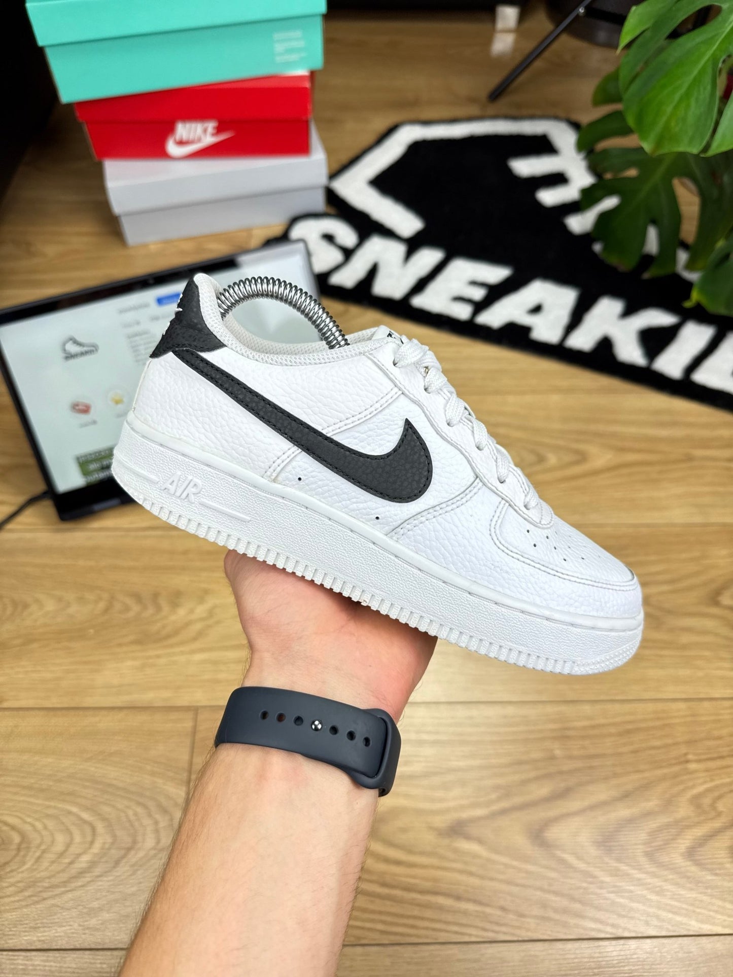 Nike Air Force 1 Low (36.5)