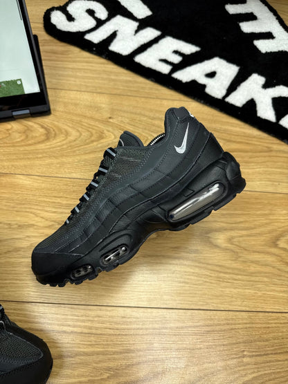 Nike Air Max 95 (42.5)