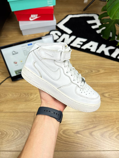 Nike Air Force 1 Mid (37.5)