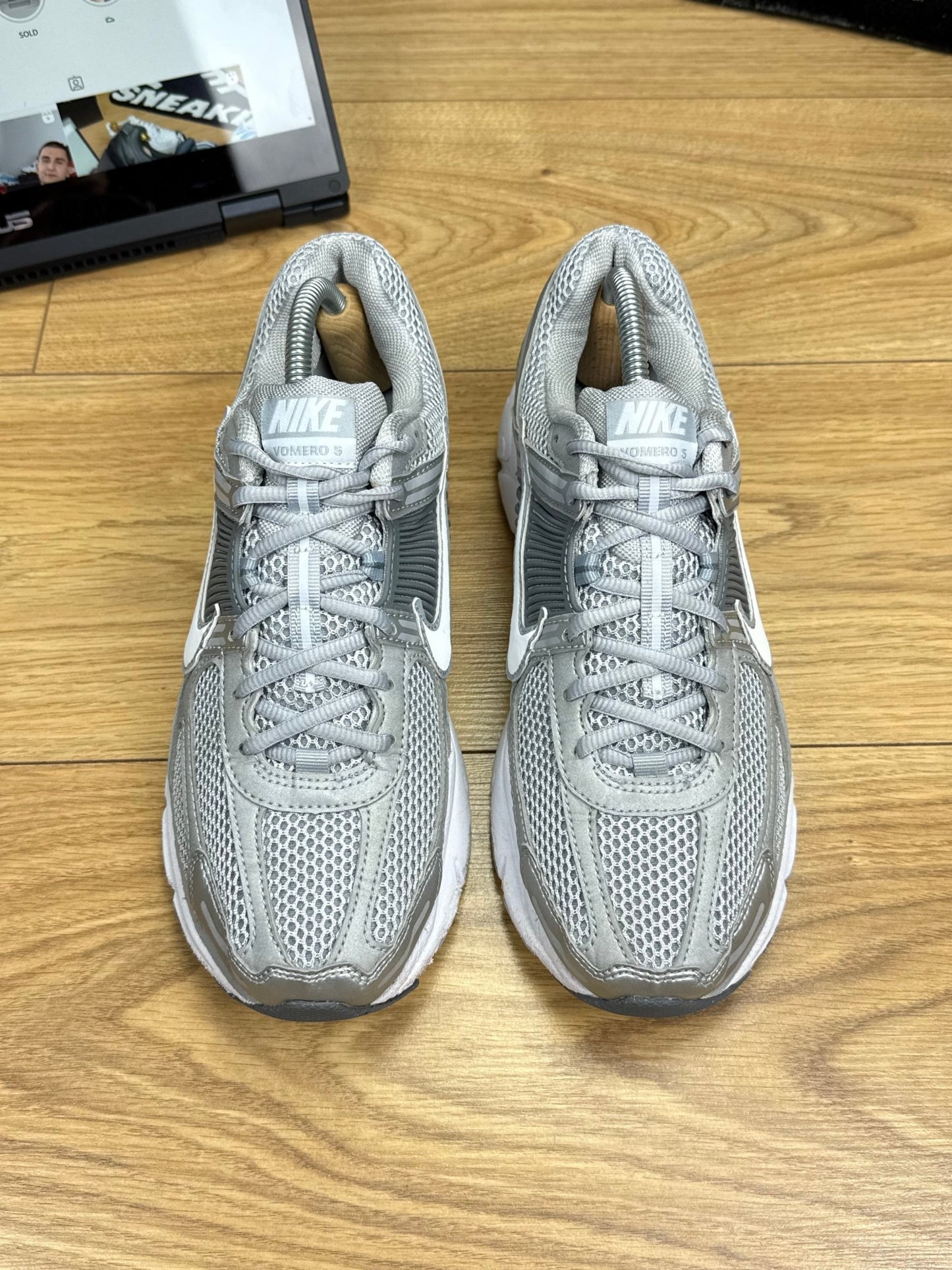 Nike Zoom Vomero 5 (42)