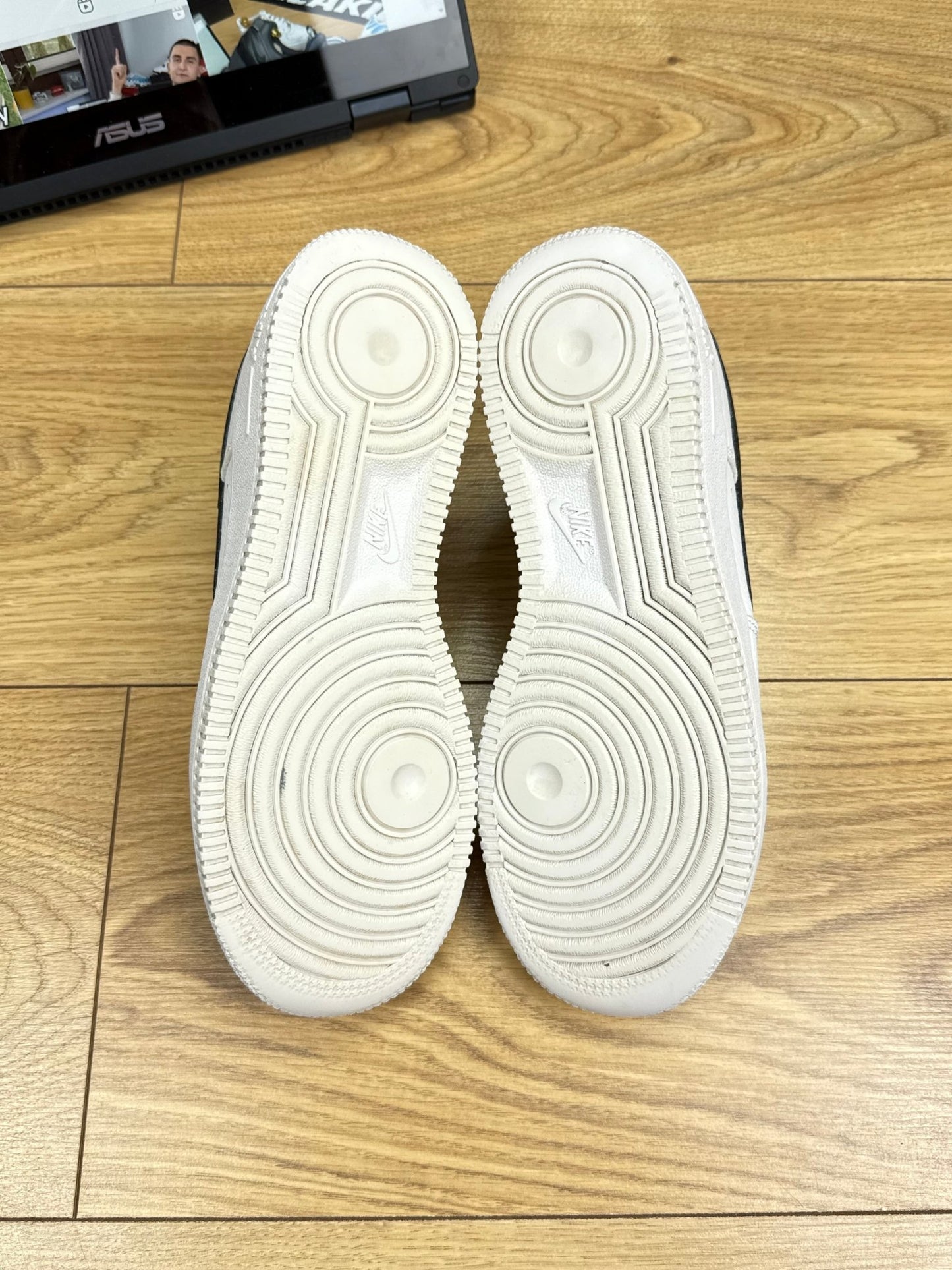 Nike Air Force 1 Low (38.5)