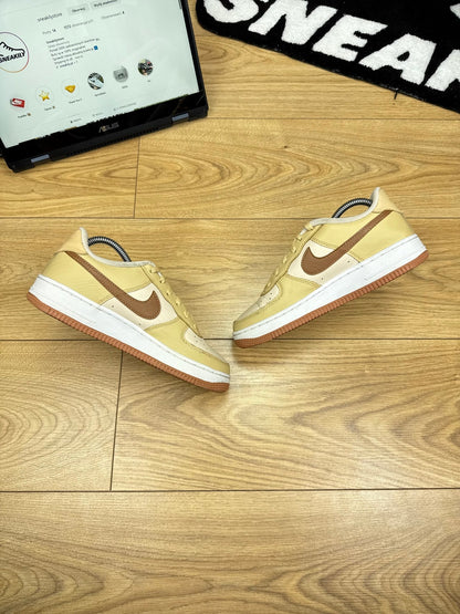 Nike Air Force 1 Low (37.5)