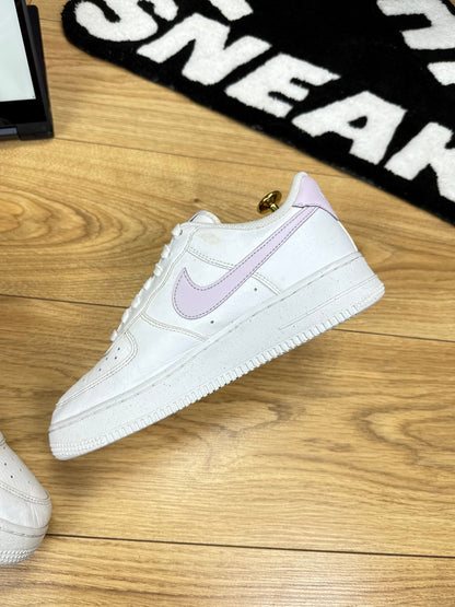 Nike Air Force 1 Low (38.5)