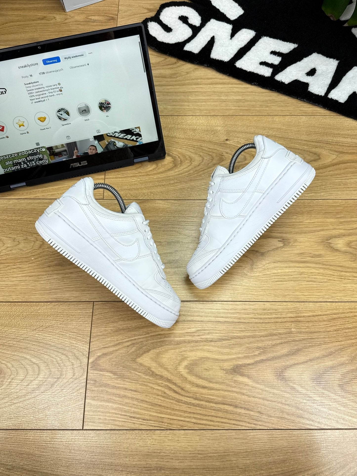 Nike Air Force 1 Low (37.5)