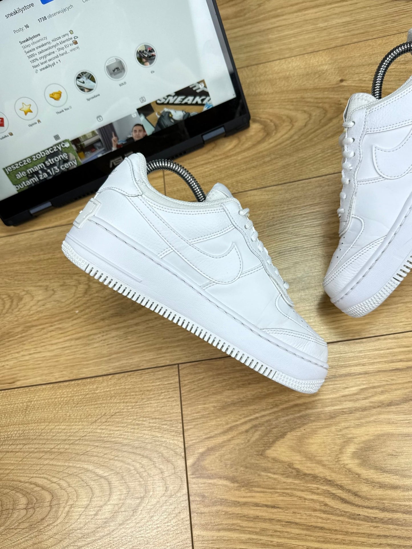 Nike Air Force 1 Low (37.5)