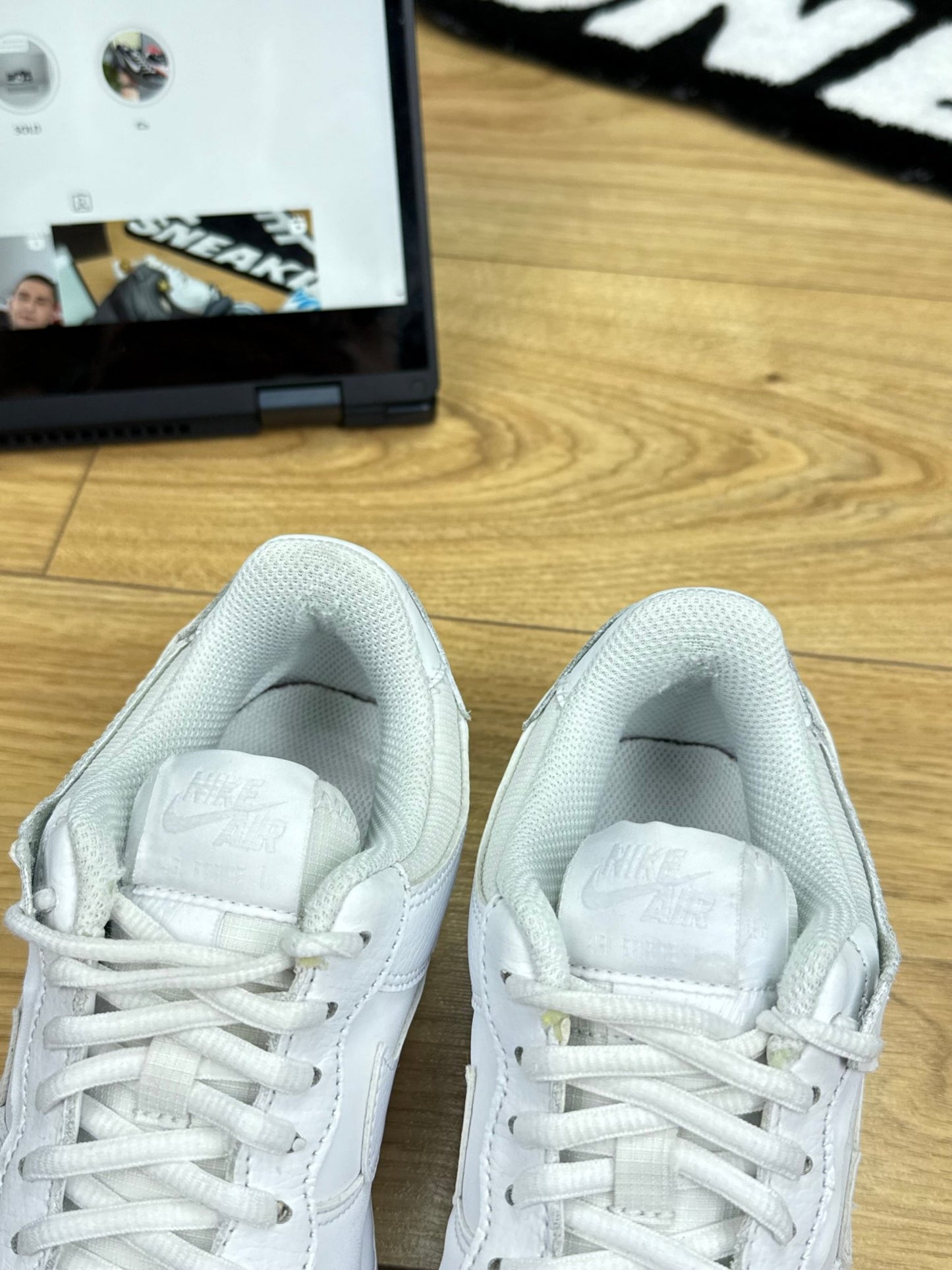 Nike Air Force 1 Low (37.5)
