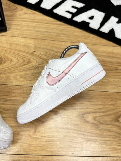 Nike Air Force 1 Low (36.5)