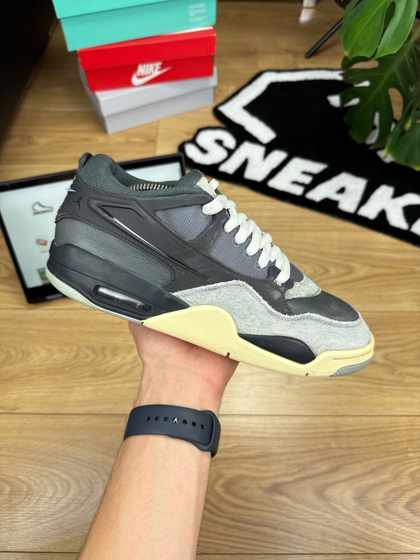 Nike Air Jordan 4 RM (44)