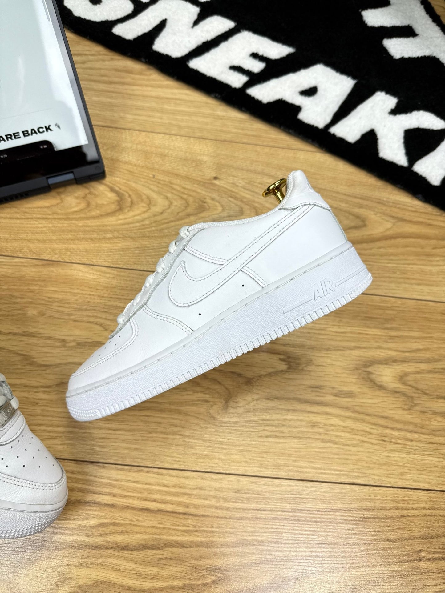 Nike Air Force 1 Low (38.5)