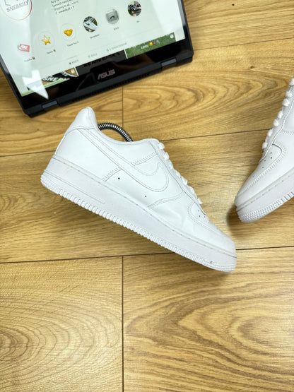 Nike Air Force 1 Low (38.5)