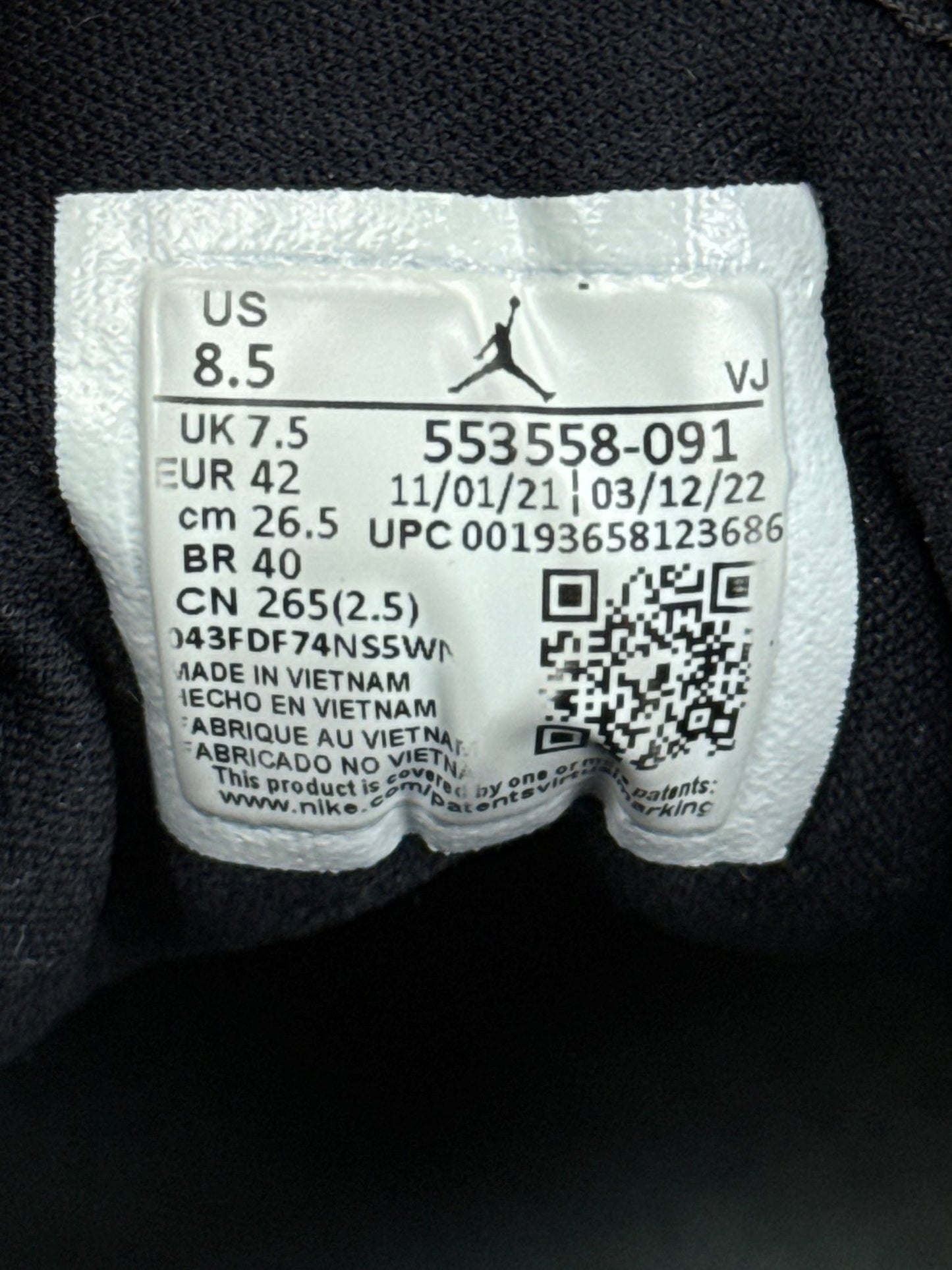 Nike Air Jordan 1 Low (42)