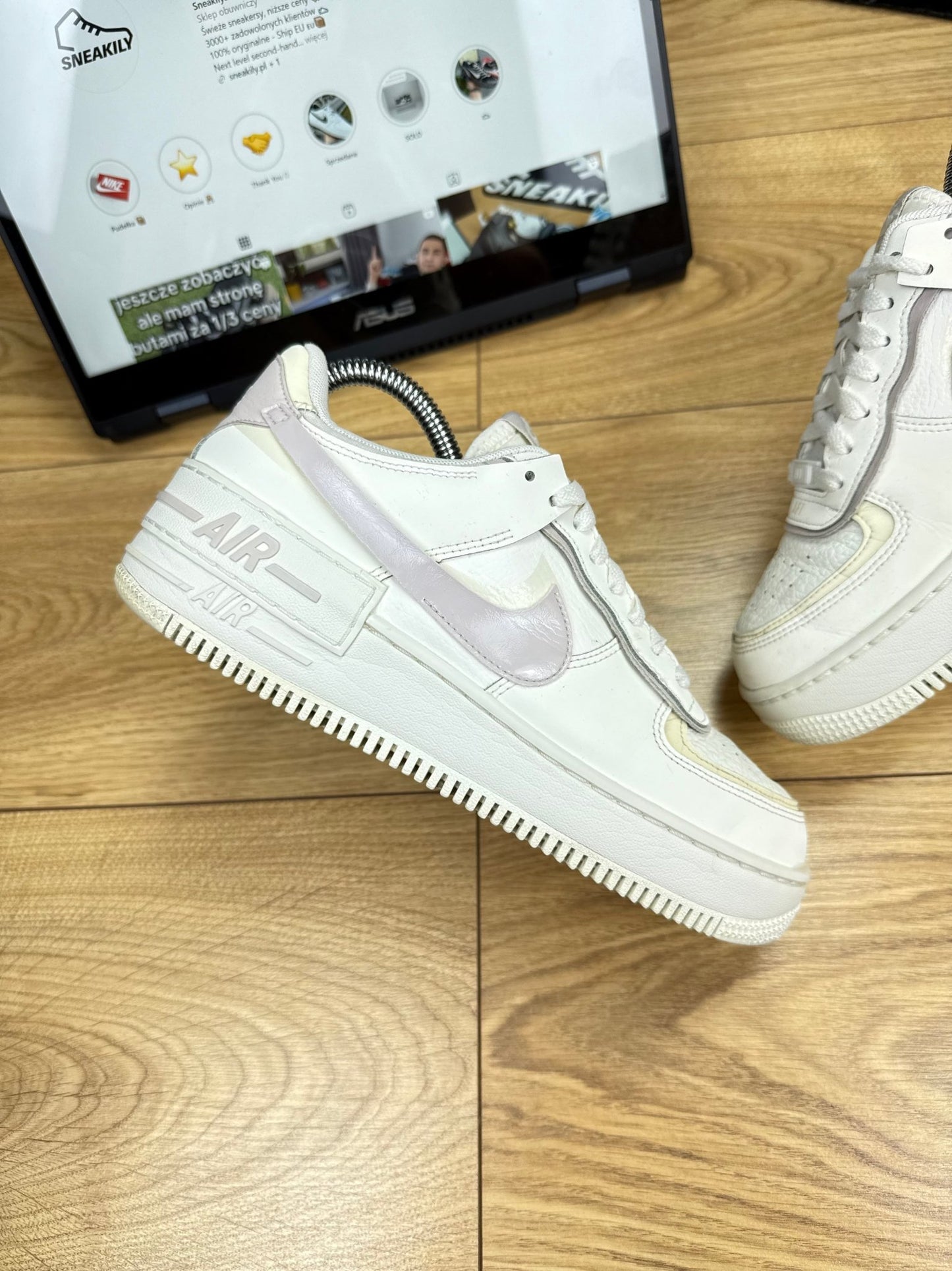 Nike Air Force 1 Low (38.5)