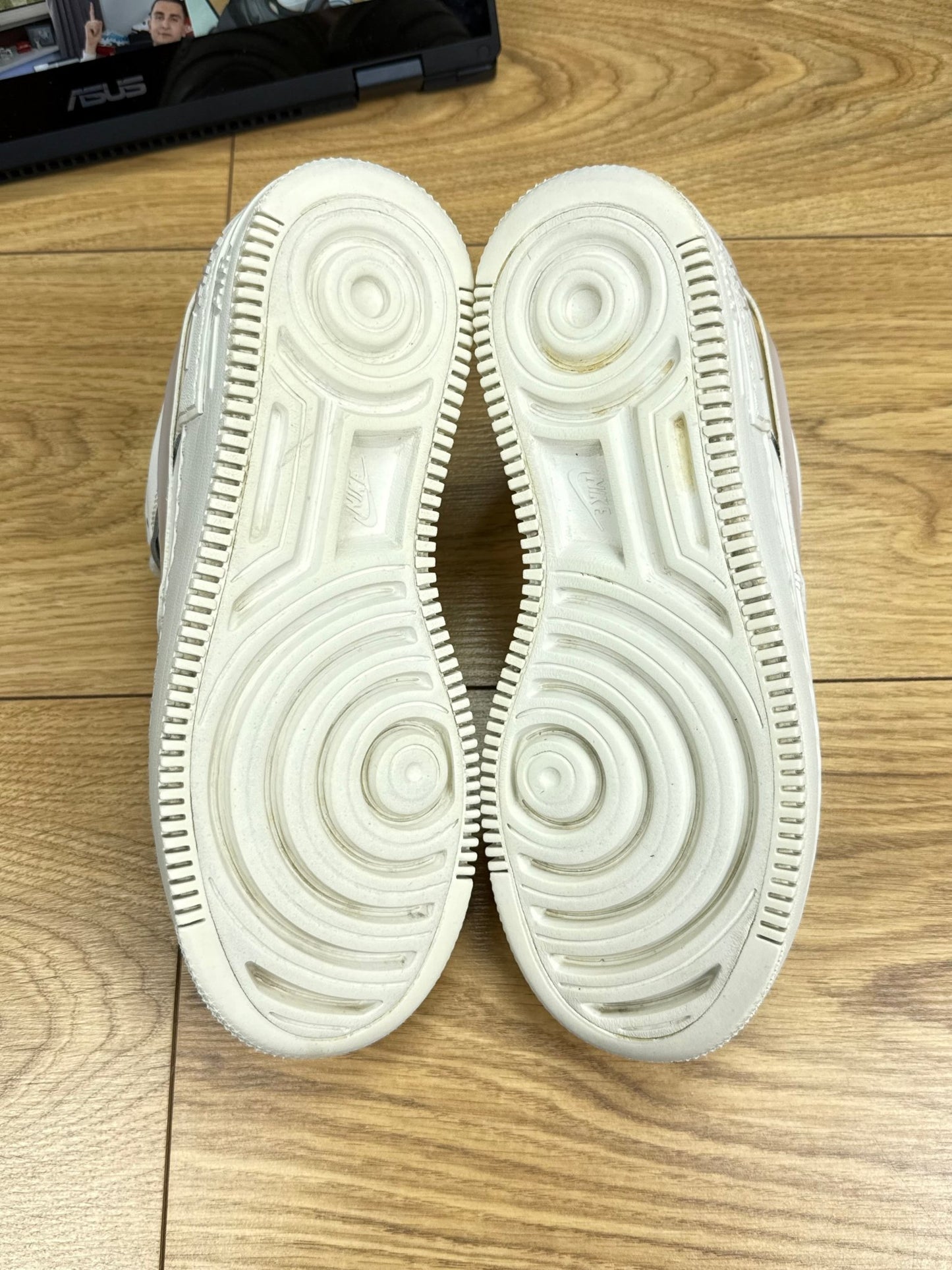 Nike Air Force 1 Low (38.5)