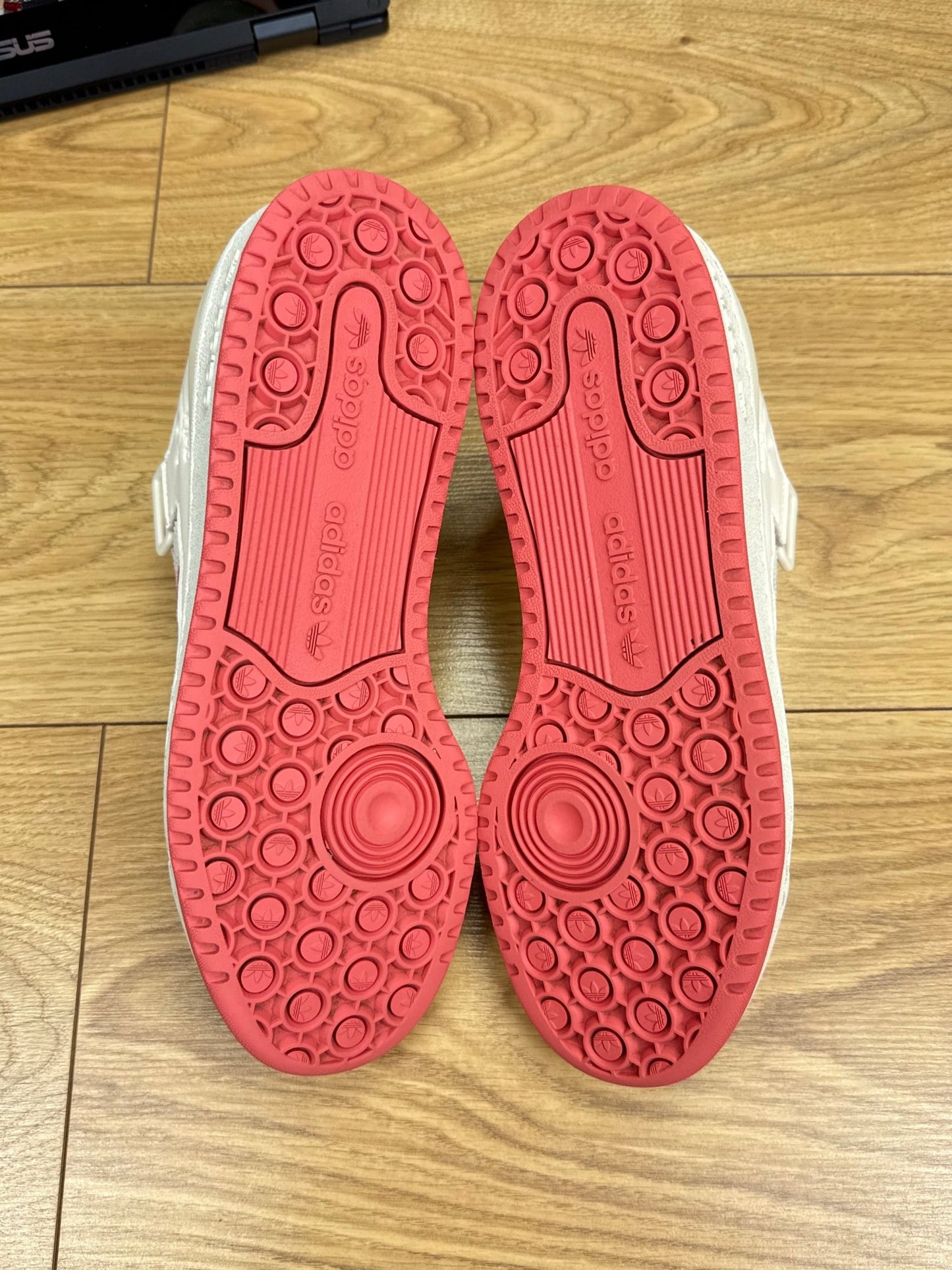 Adidas Forum Low (40)