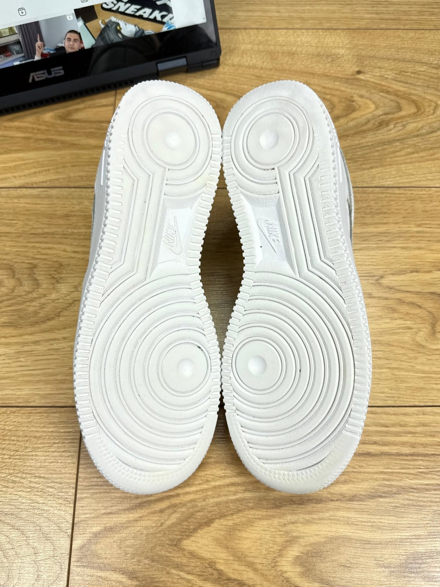 Nike Air Force 1 Low (38.5)