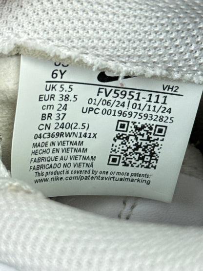 Nike Air Force 1 Low (38.5)