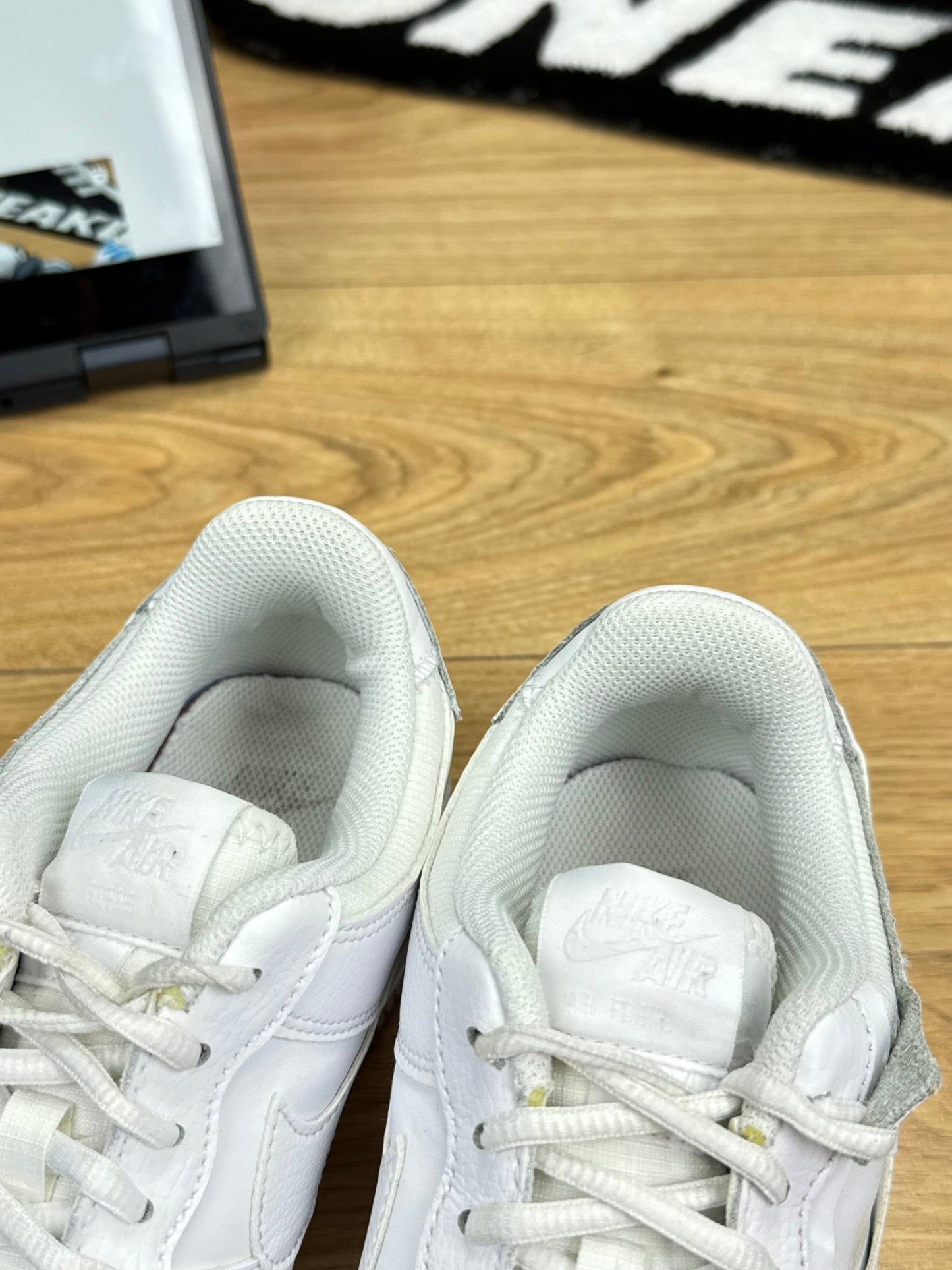 Nike Air Force 1 Low (40)