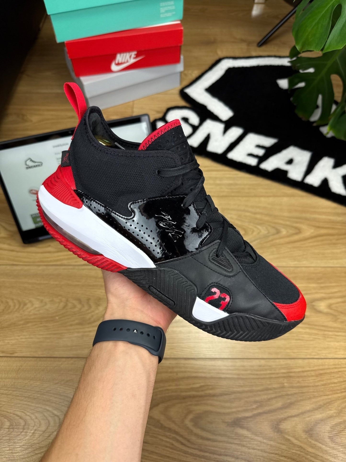 Nike Air Jordan Stay Loyal 2 (45.5)