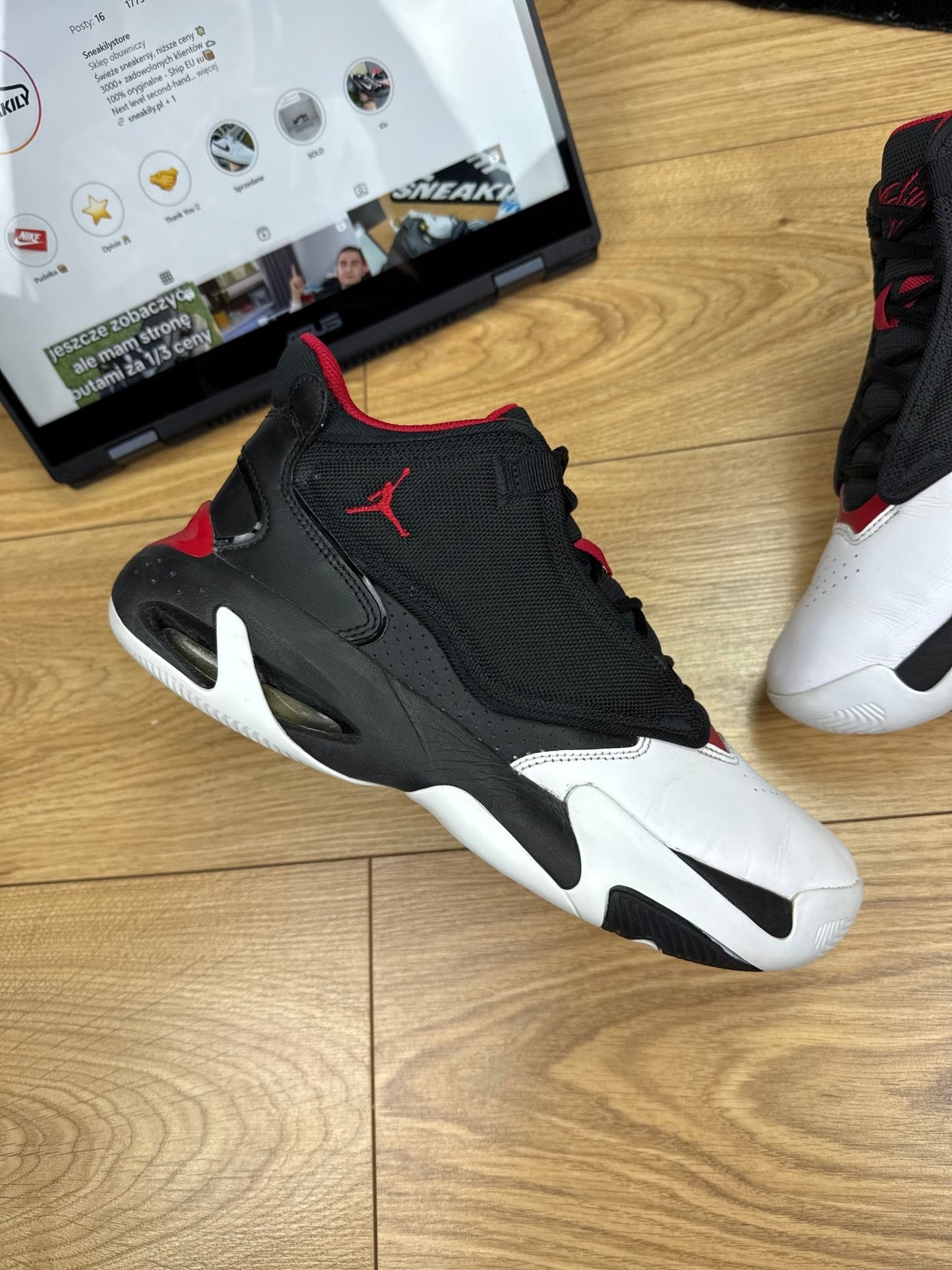 Nike Air Jordan Max Aura 4 (43)