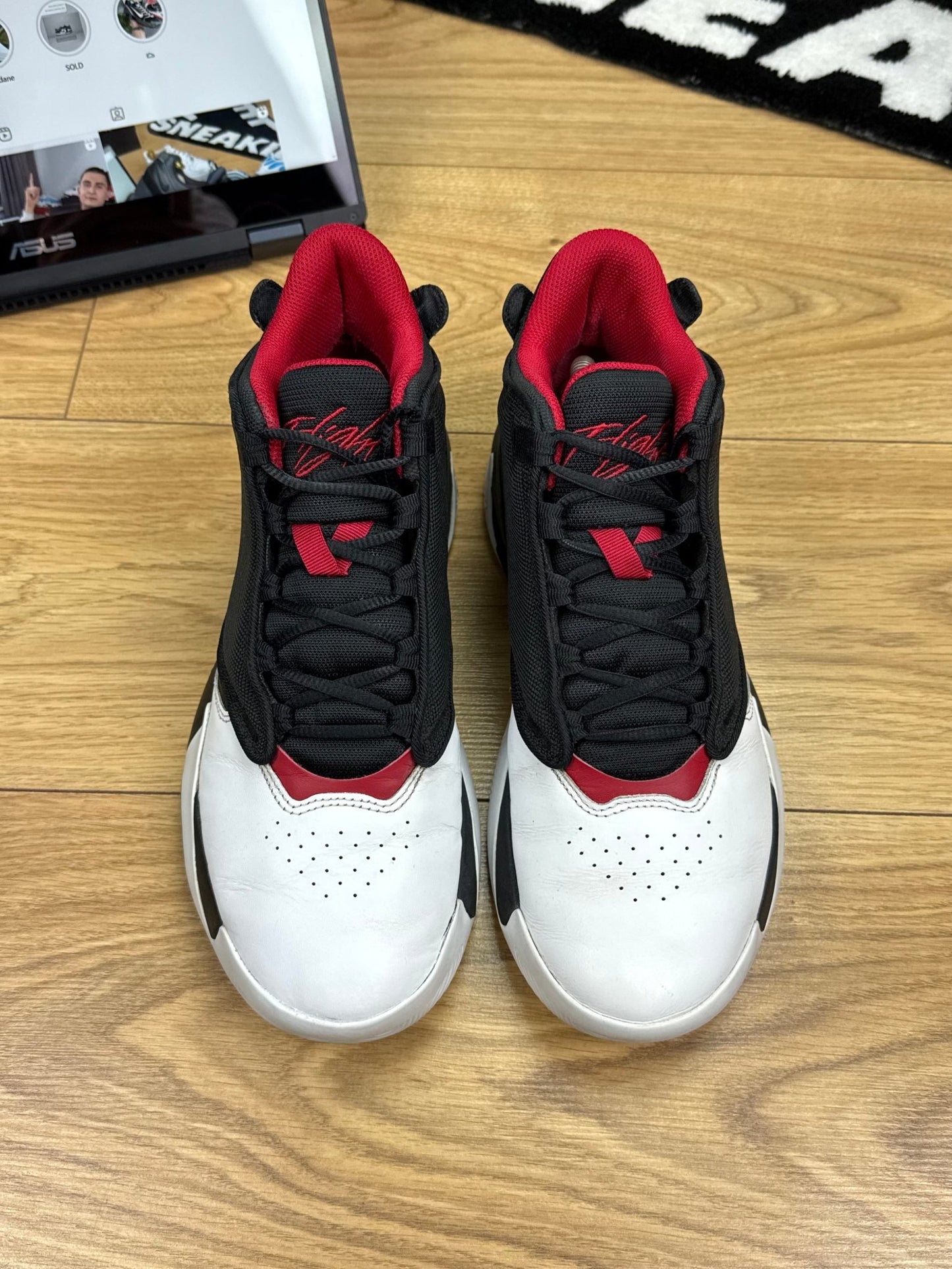 Nike Air Jordan Max Aura 4 (43)