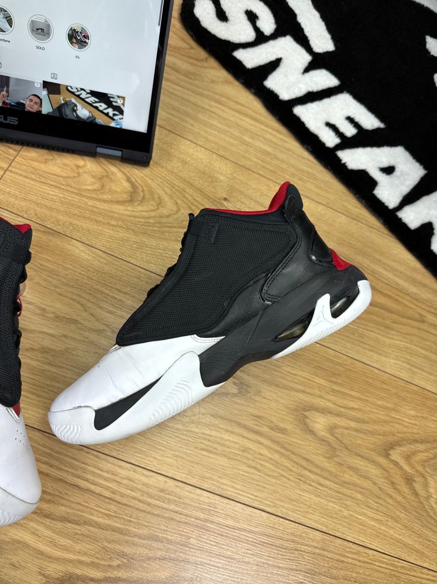 Nike Air Jordan Max Aura 4 (43)