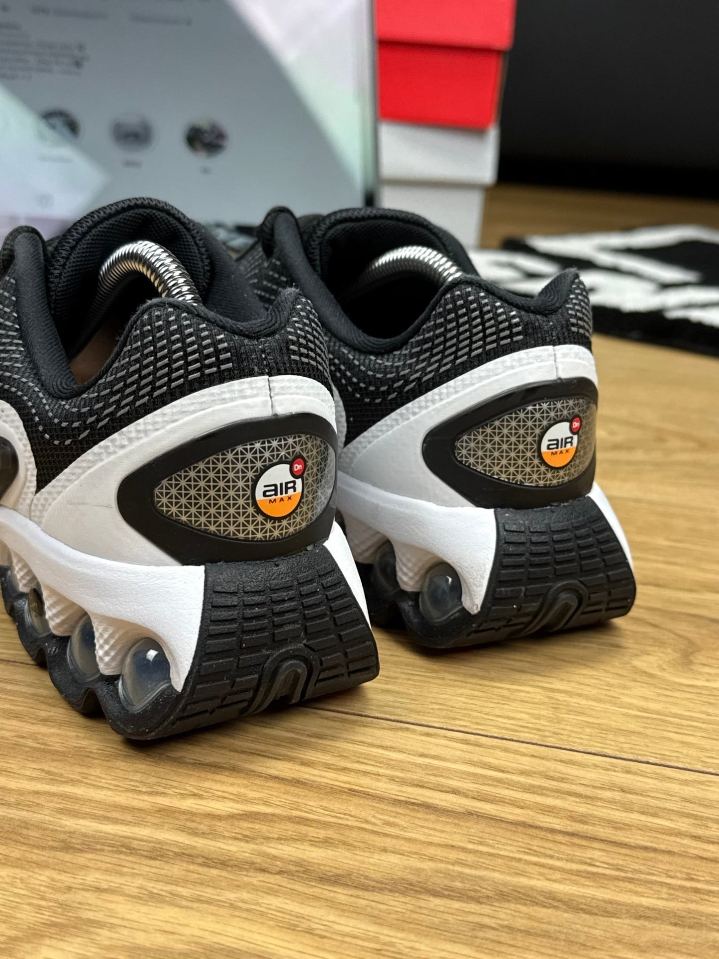 Nike Air Max DN (38)