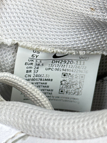 Nike Air Force 1 Low (38.5)