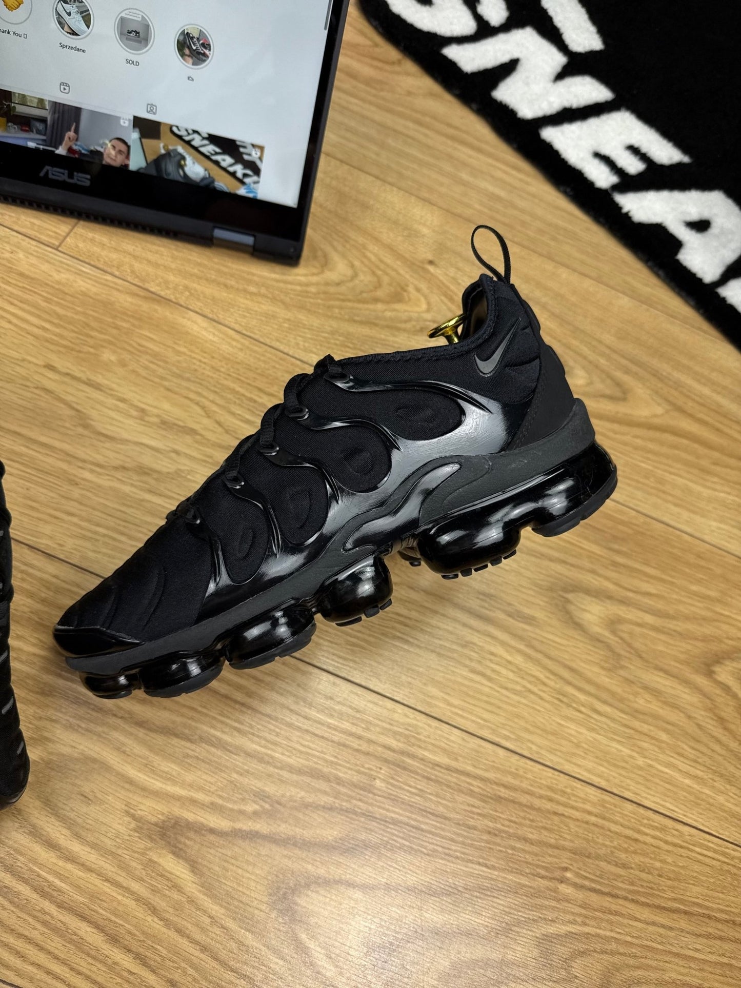 Nike Air Vapormax Plus (43)
