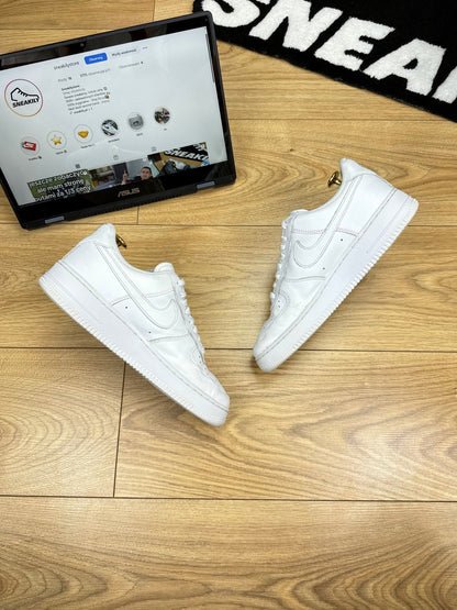 Nike Air Force 1 Low (40)