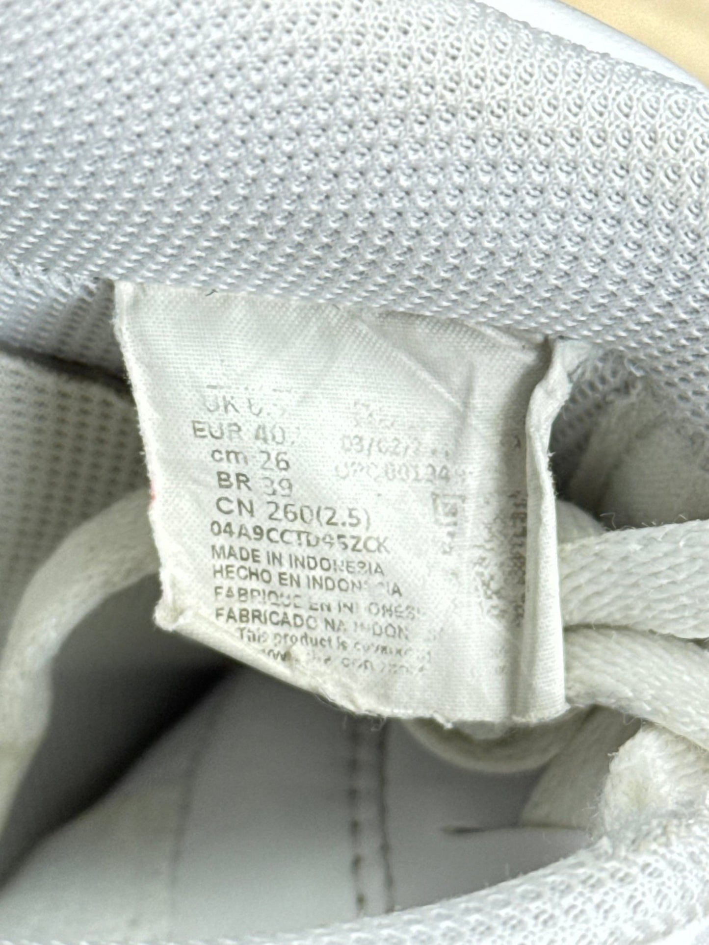 Nike Air Force 1 Low (40)