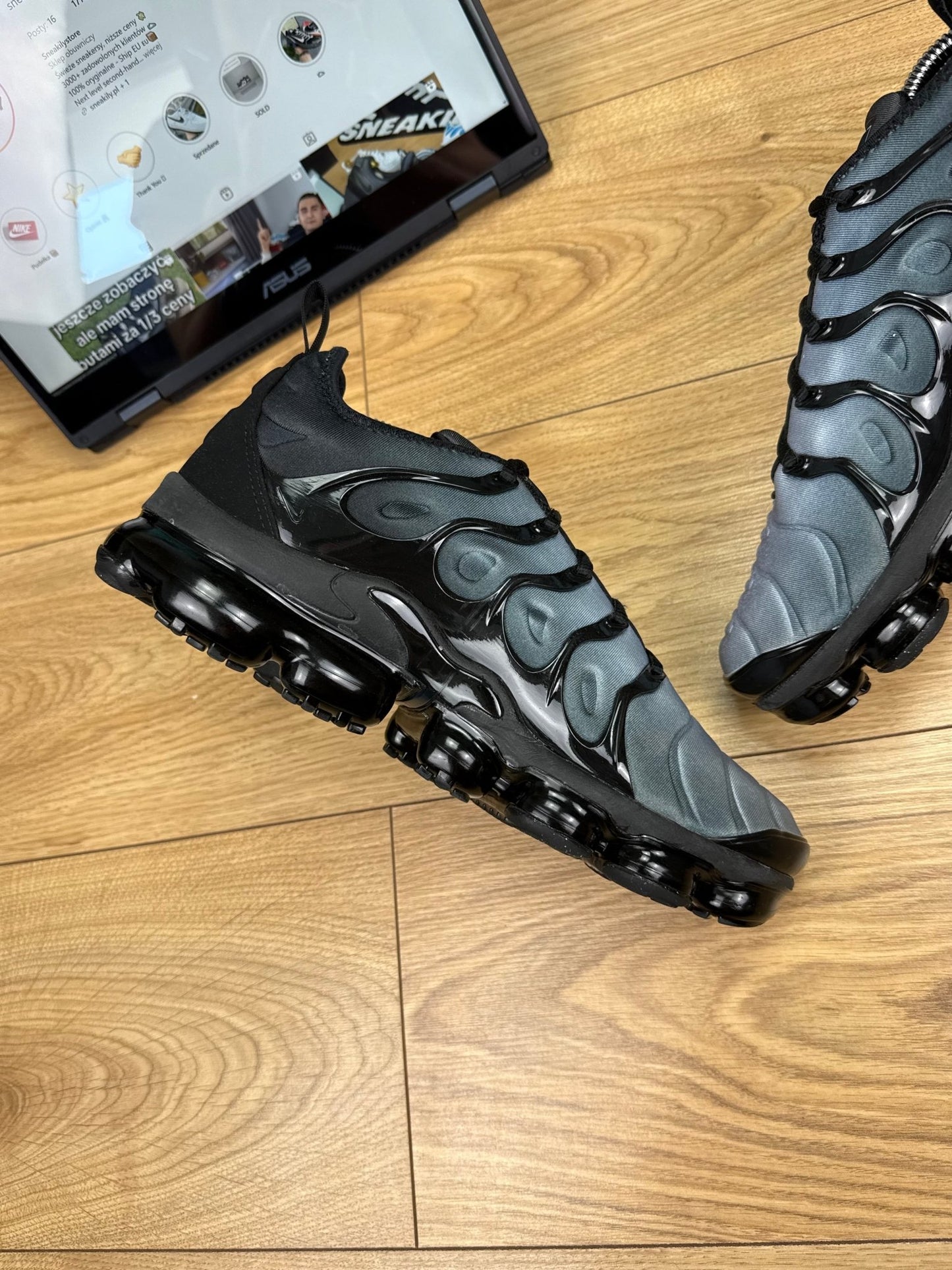 Nike Air Vapormax Plus (44)