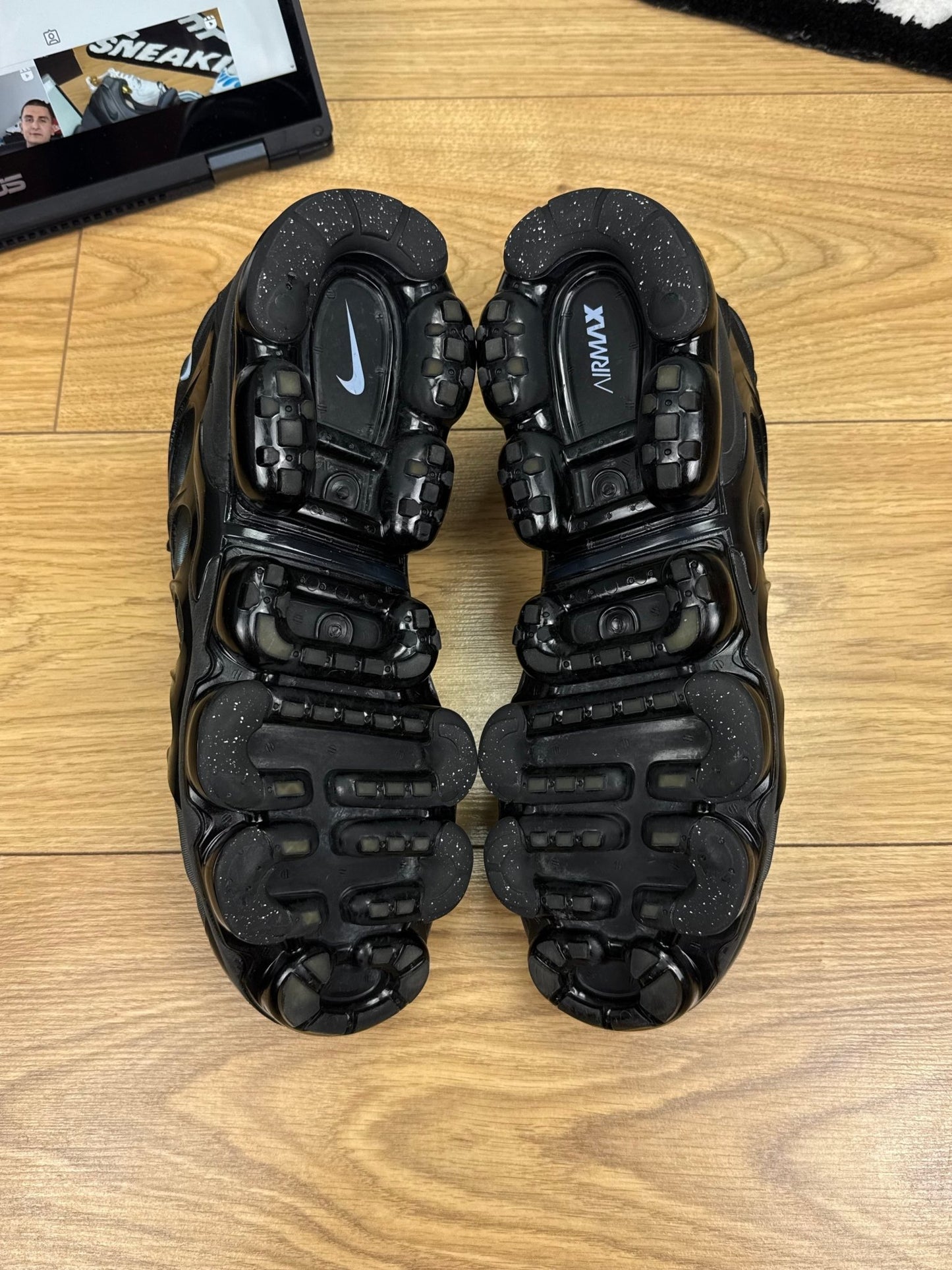 Nike Air Vapormax Plus (44)