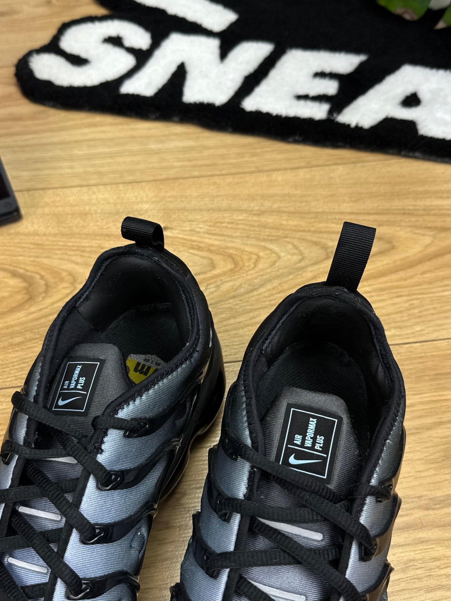 Nike Air Vapormax Plus (44)
