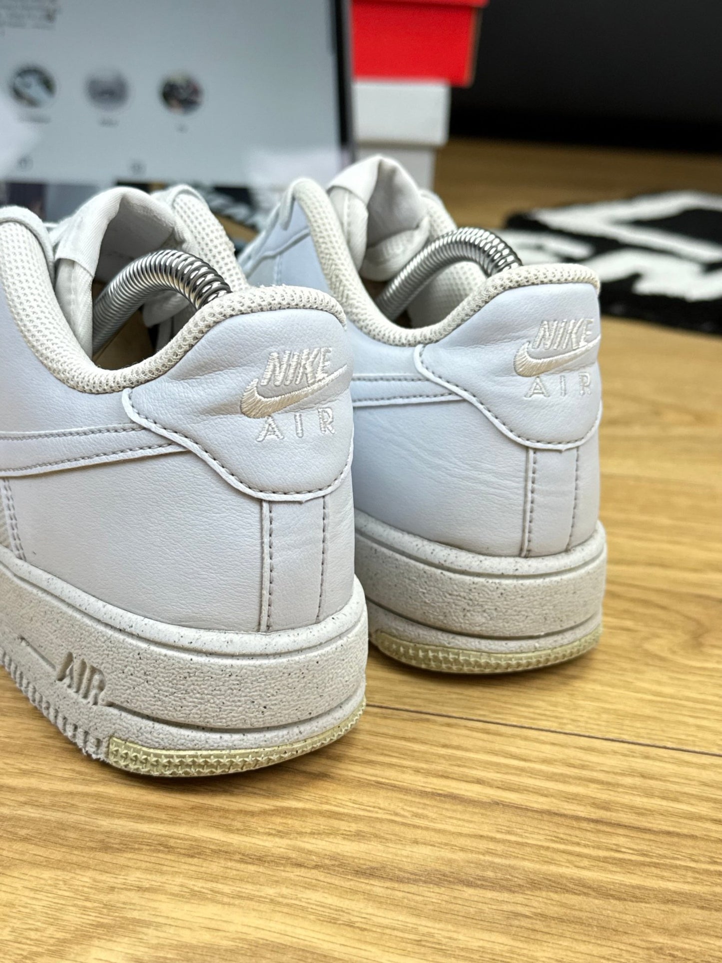 Nike Air Force 1 Low (38.5)