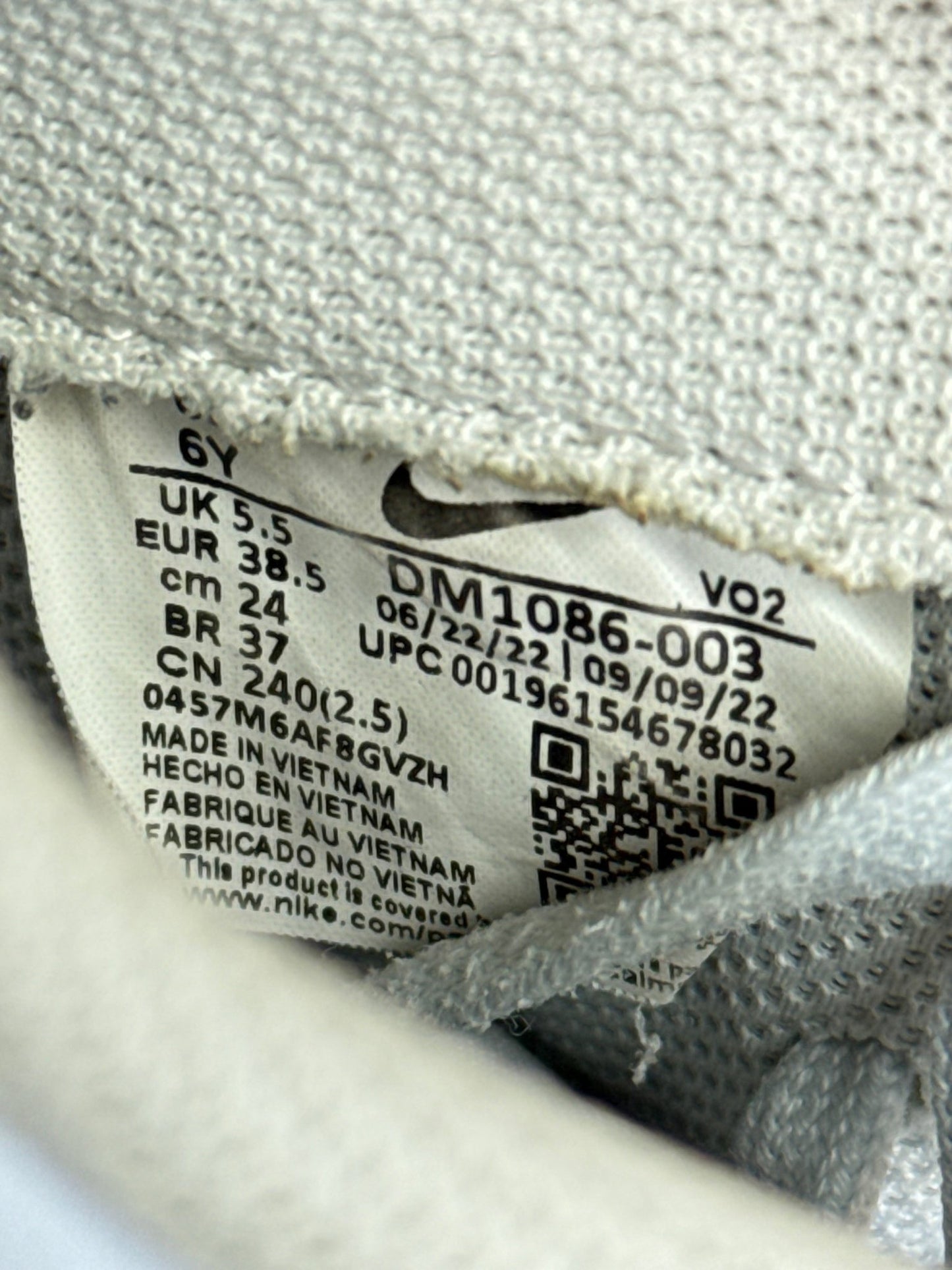 Nike Air Force 1 Low (38.5)