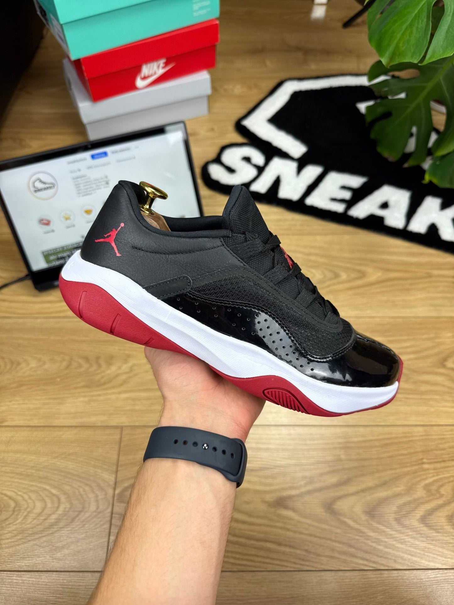 Nike Air Jordan 11 CMFT Low (41)