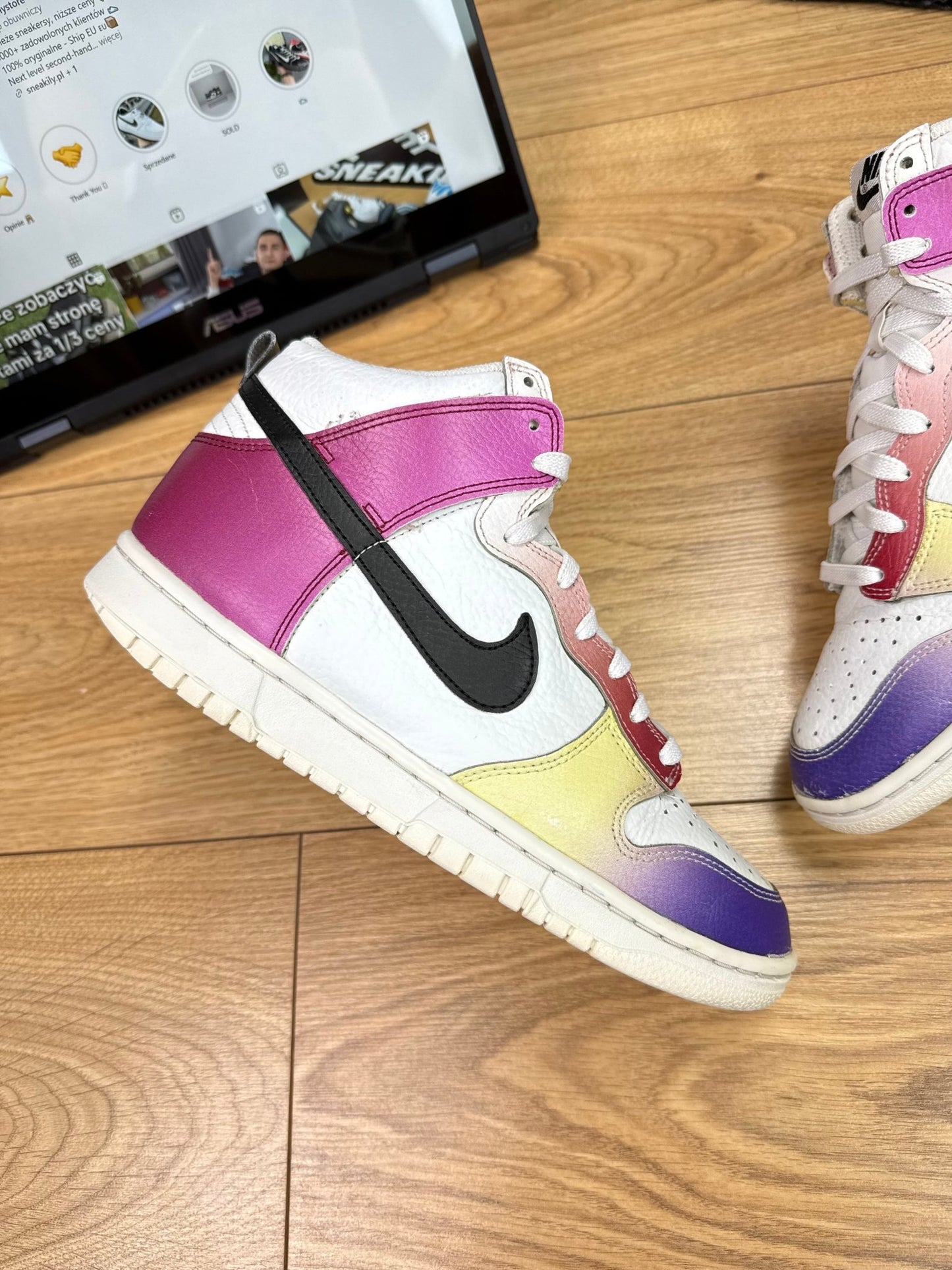 Nike Dunk High (40)