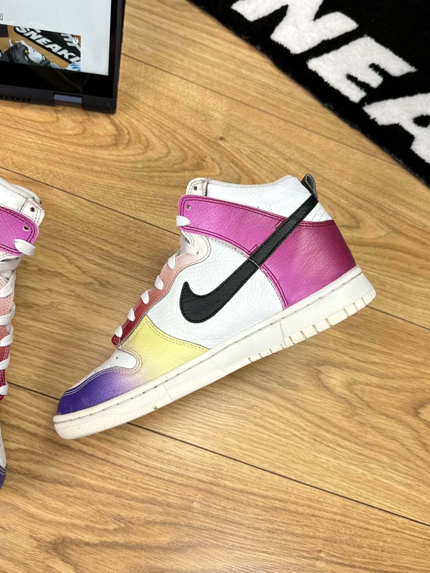 Nike Dunk High (40)
