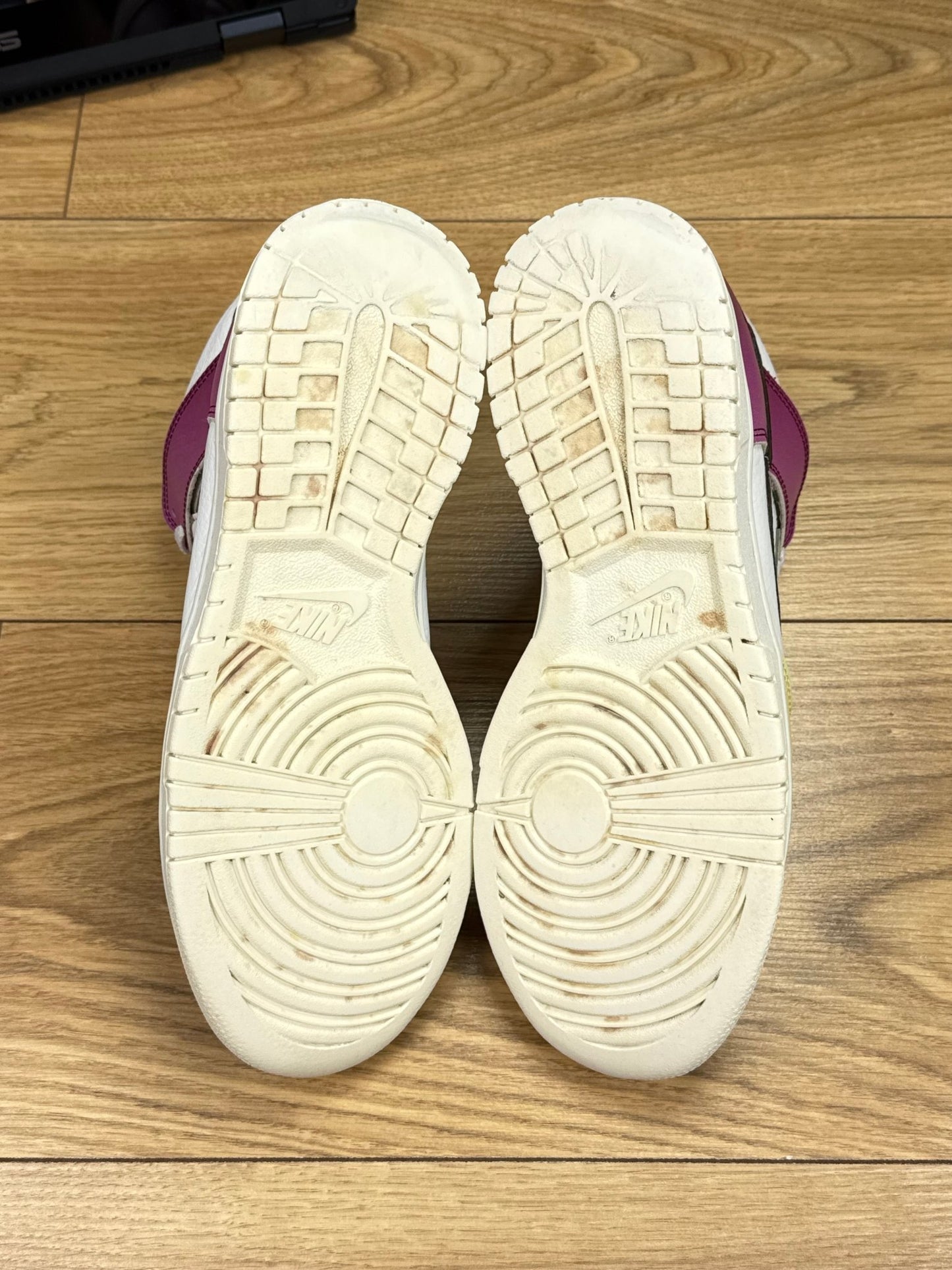 Nike Dunk High (40)