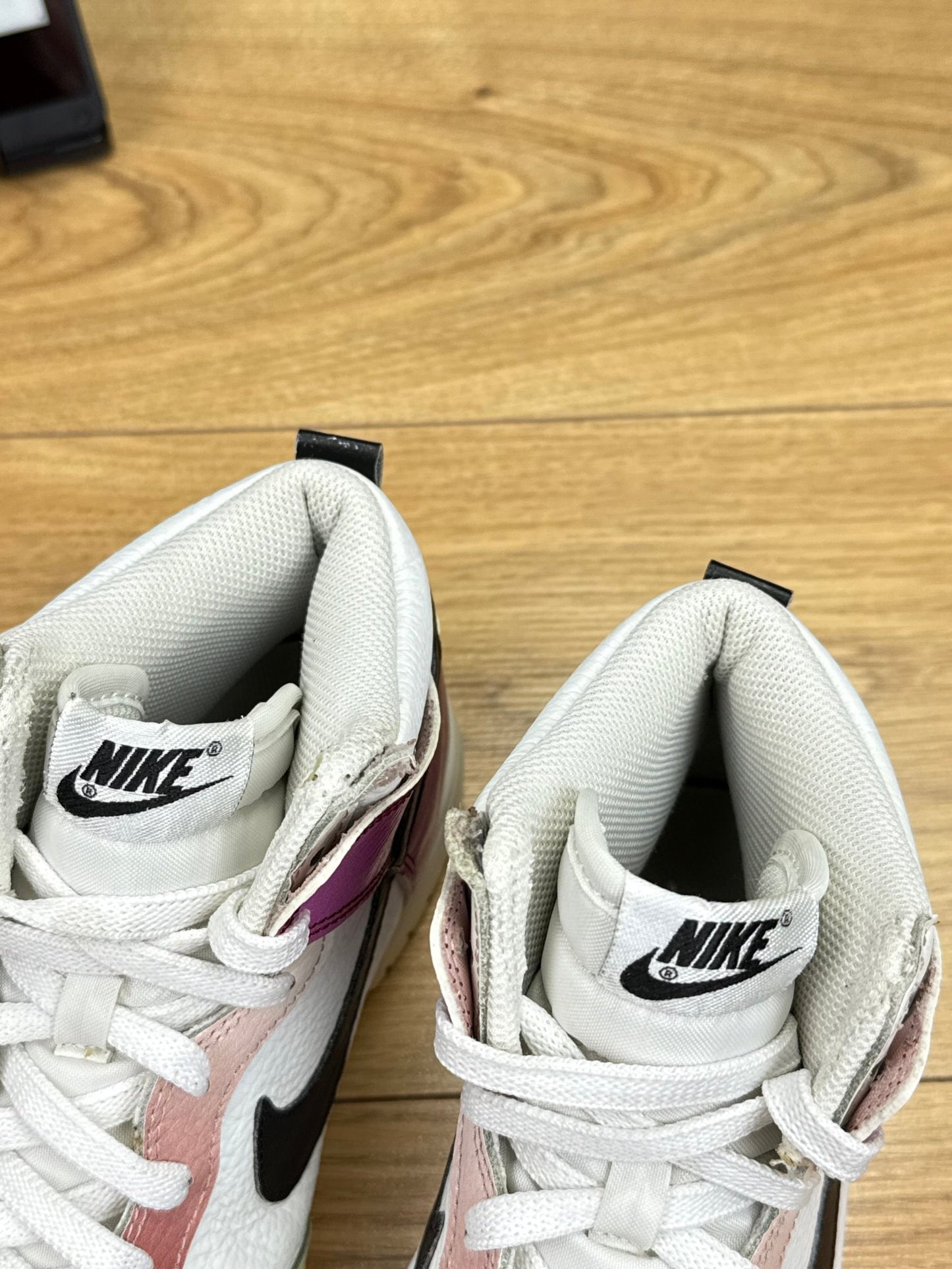 Nike Dunk High (40)