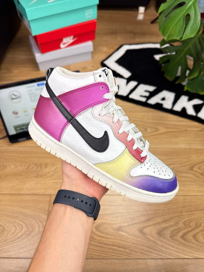 Nike Dunk High (40)